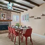 The Disneyland Dream By Oc Adventure Homes Holiday home