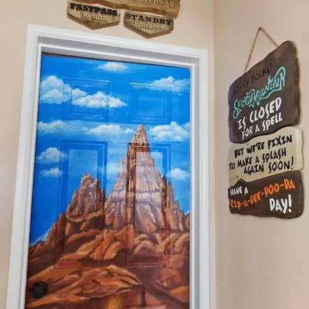 The Disneyland Dream By Oc Adventure Homes Holiday home *